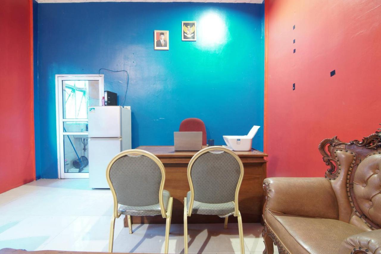 Oyo 91510 Homestay Utama Syariah Пеканбару Экстерьер фото