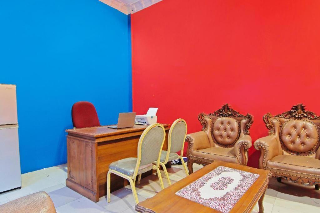 Oyo 91510 Homestay Utama Syariah Пеканбару Экстерьер фото